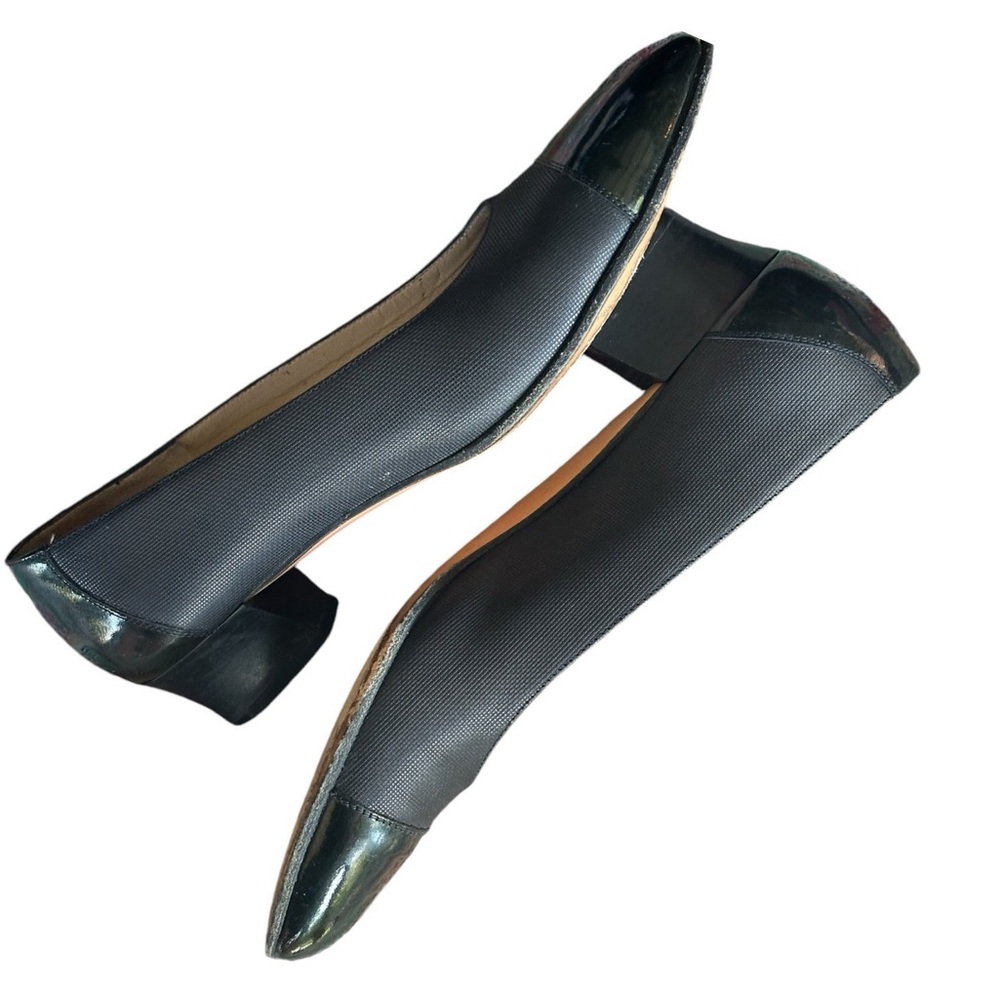 Vintage Salvatore Ferragamo Cap Toe Size 8 Black Pumps Textured Leather Patent